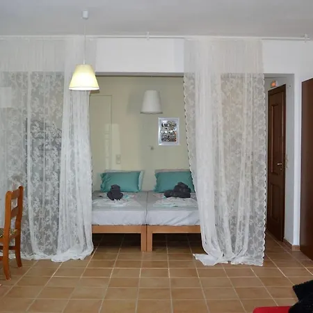 Apartment Marilia Poolside *