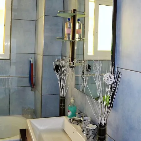 Apartment Marilia Poolside *